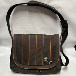 Crumpler Sophisticator Laptop Bag