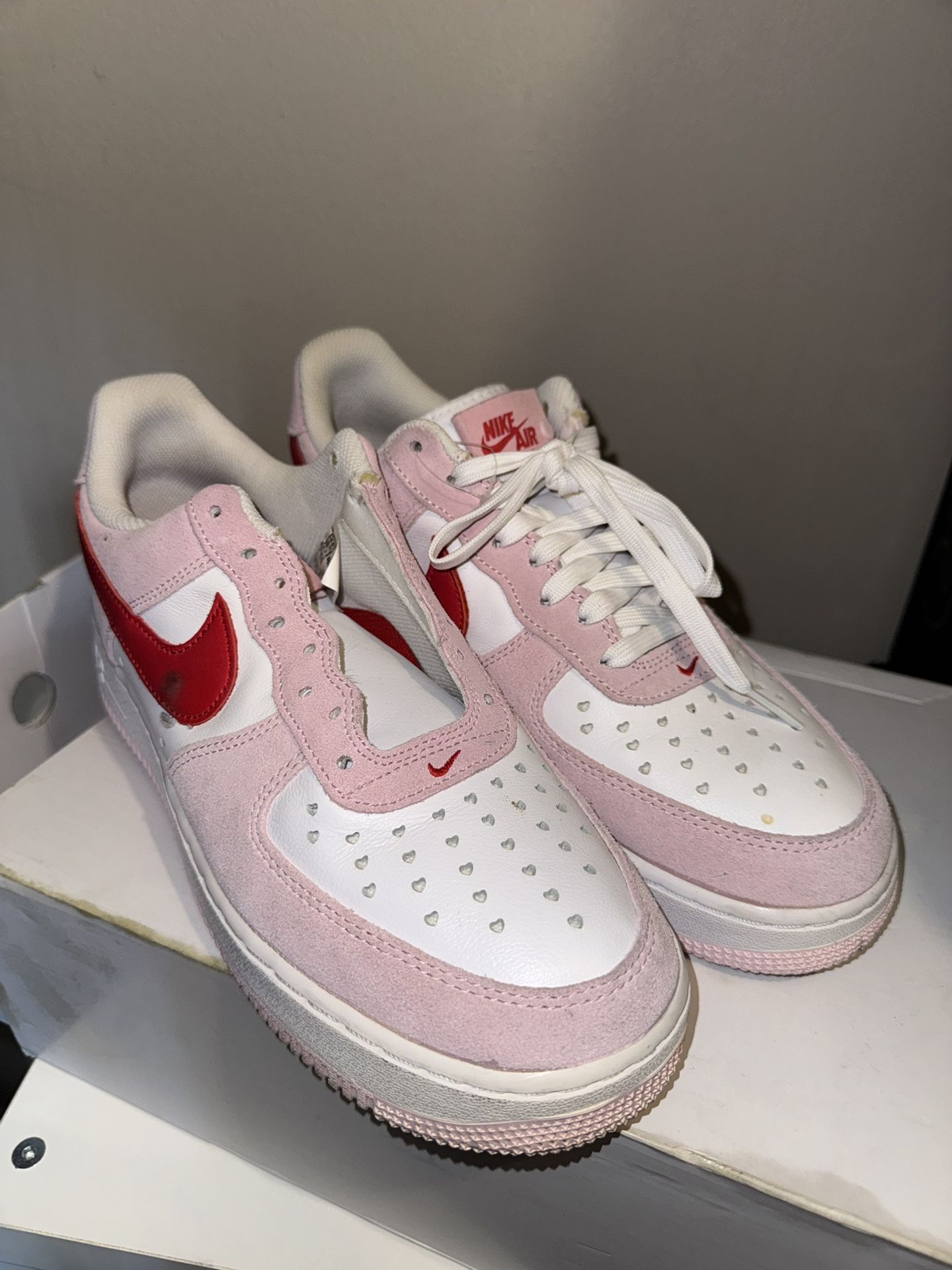 Valentine’s Nike Forces
