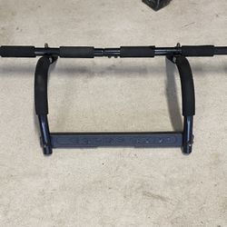 GOLD’S GYM Pull-up Bar