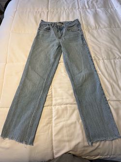 Light Wash Wide Leg Jeans Raw Hem