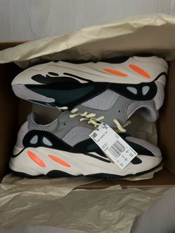 yeezy boost 700