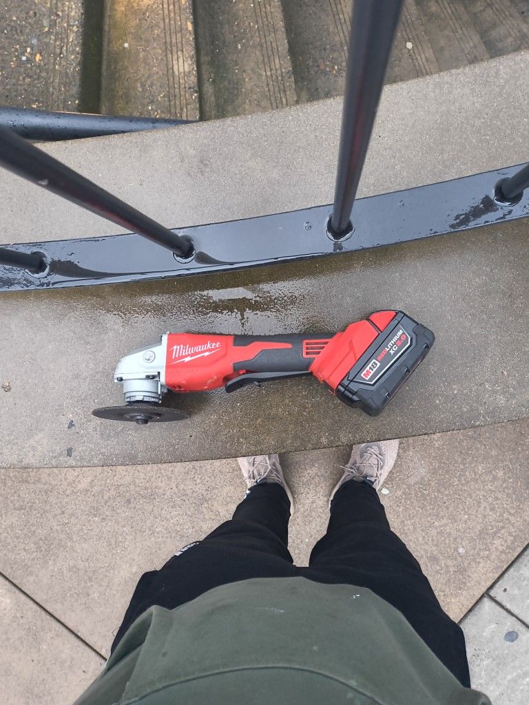 Milwaukee M18 FUEL 4-1/2" / 5" Grinder with Paddle Switch.