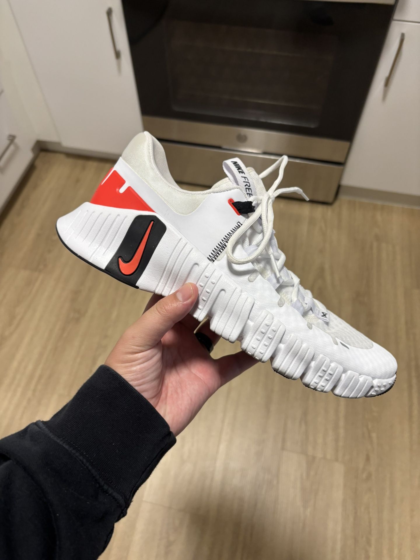 Nike White And Red Metcon