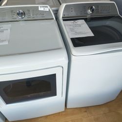 $1078(MSRP$1898, Save $820) GE Profile SMART Top Load Washer With Front Load Electric Dryer Set