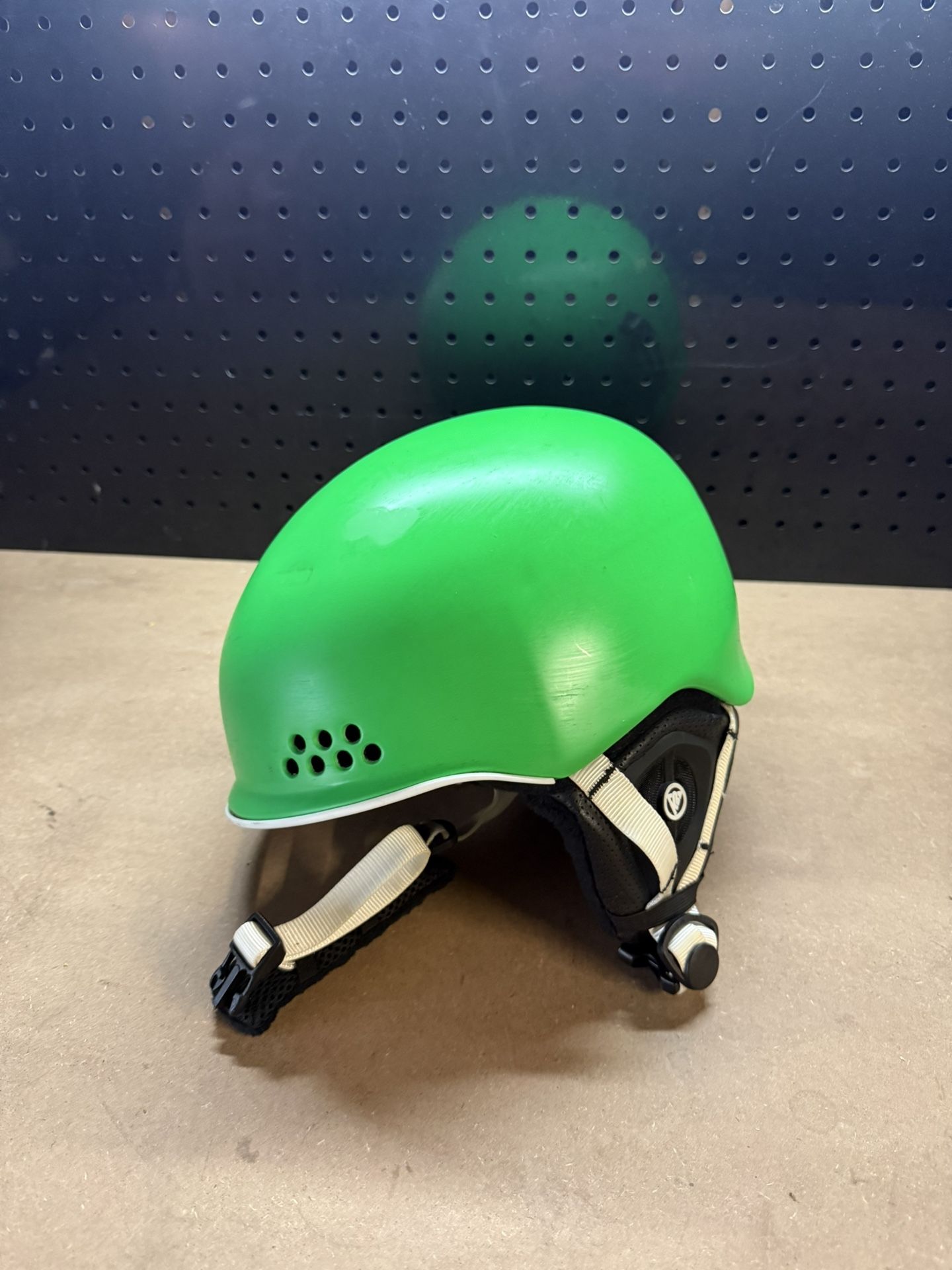 K2 ski helmet. Snowboard helmet. Size M