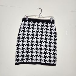 Houndstooth Pencil Skirt 