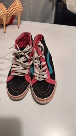 Vans sneaker size 5