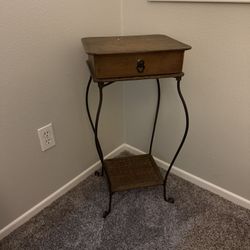 Accent Table 