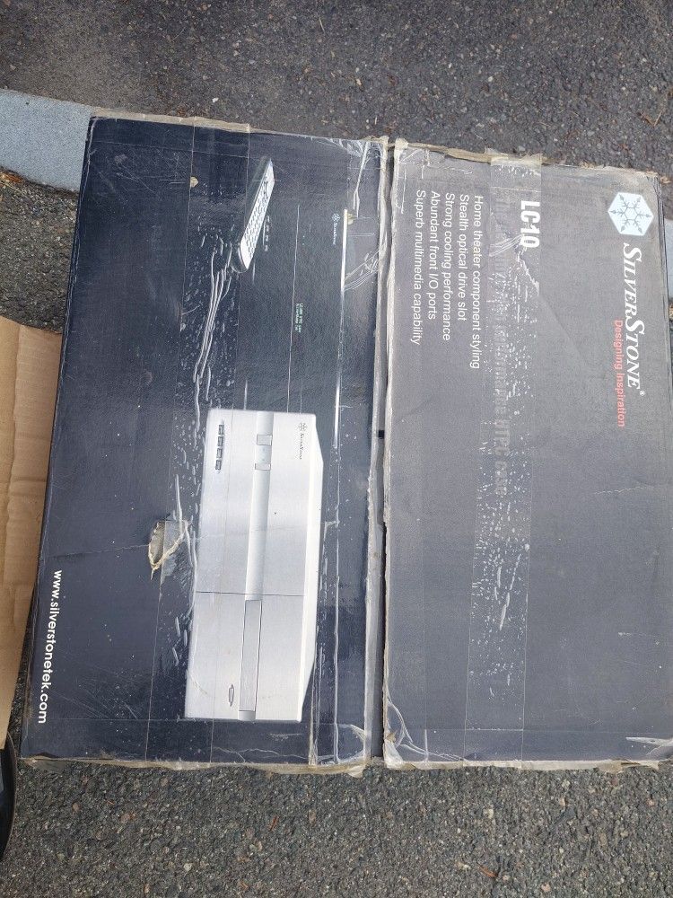 Silverstone LC10 Home Entertainment/Computer Case
