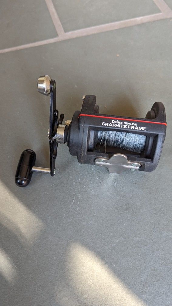 Daiwa Sealine SL 250H Fishing Reel