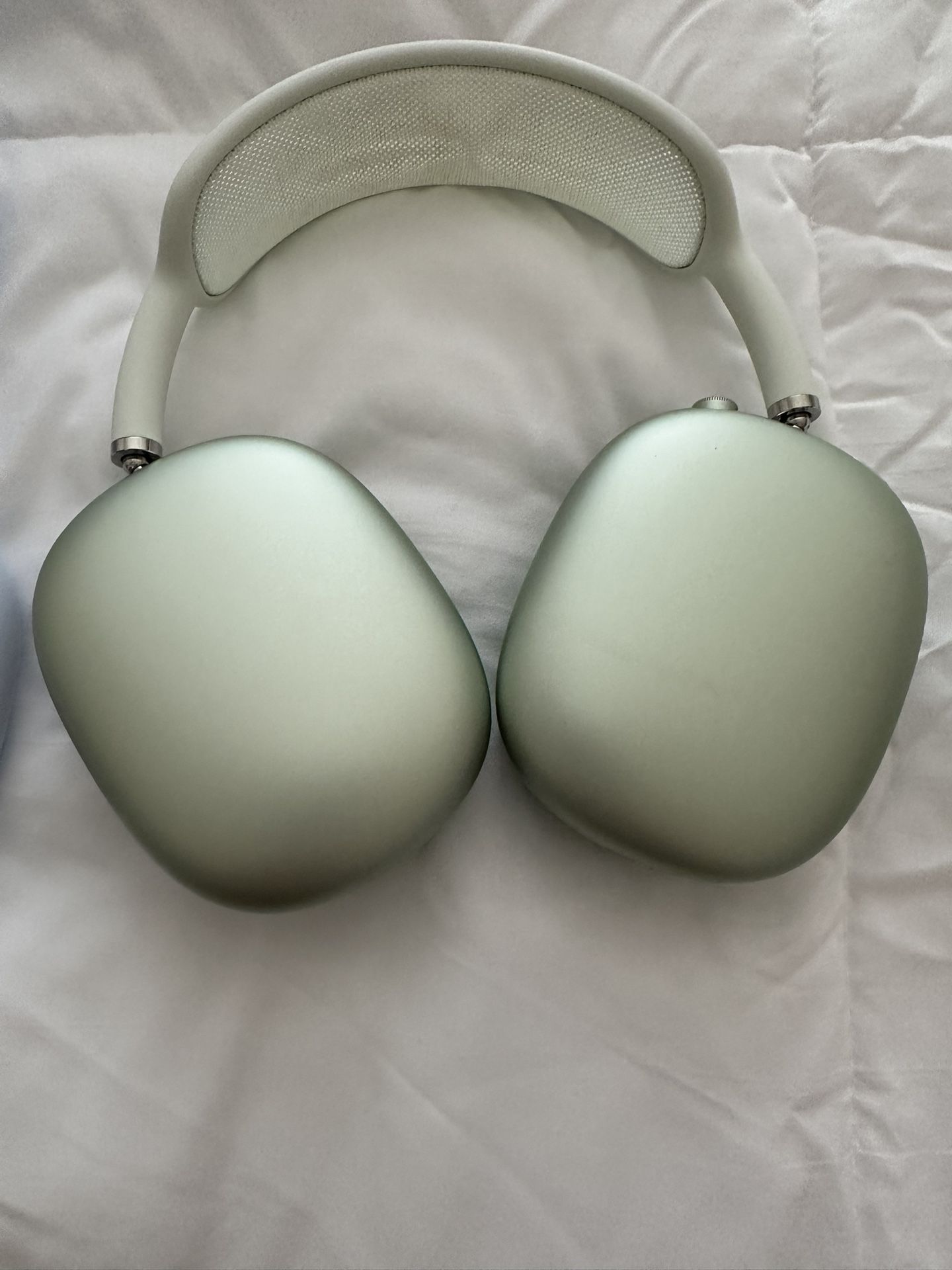 Airpods max
