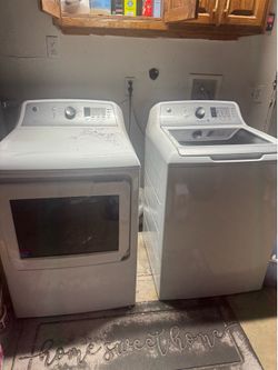 GE washer and dryer set