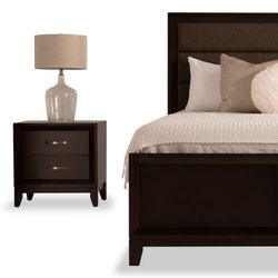 Queen bedroom set, barely used mattress, boxspring, bed, frame, set dresser, and nightstand
