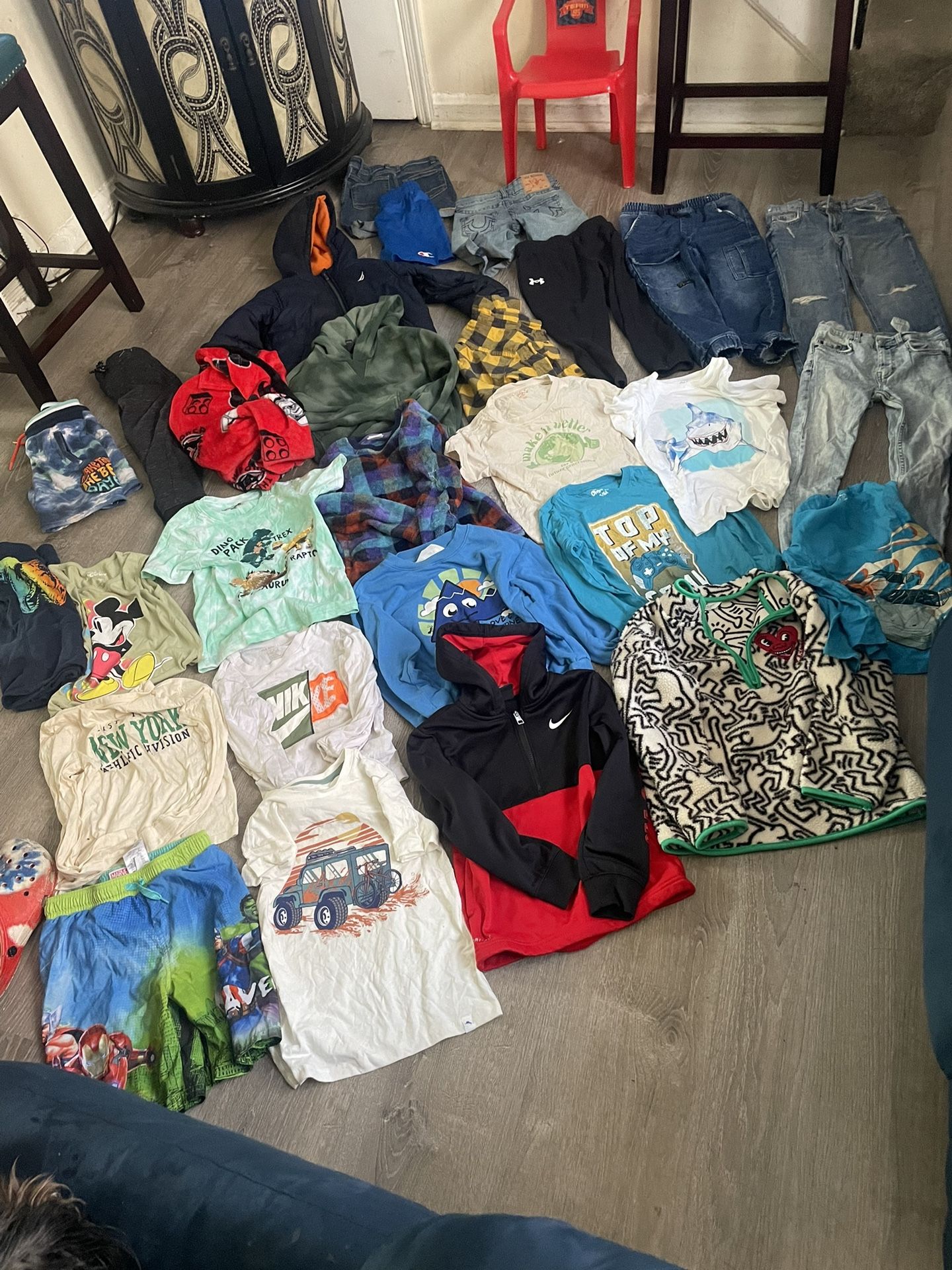 Boy Clothes Size 6-7 3 sweaters 1 jacket 5 pants 6 shorts 12 shirts 1 robe everything for 50.00