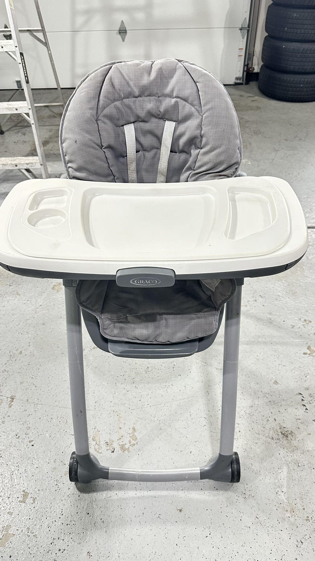 Graco High Chair In Good Conditions. 