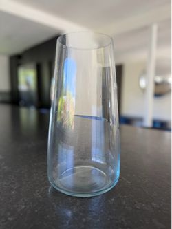 Glass vase