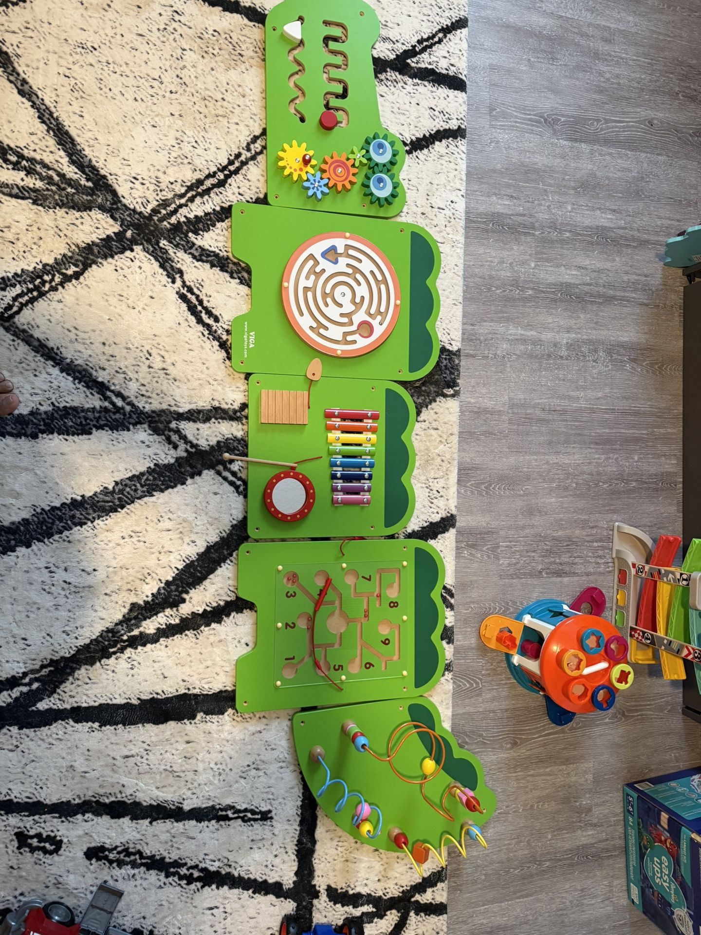 VIGA Wall-Mounted Sensory Activity Board for Kids – 3-in-1 Music, Maze & Fine Motor Play 