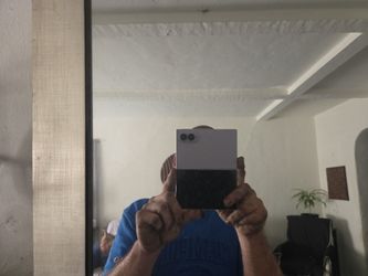 Samsung galaxy z fold8 256gb factory unlocked 1550$