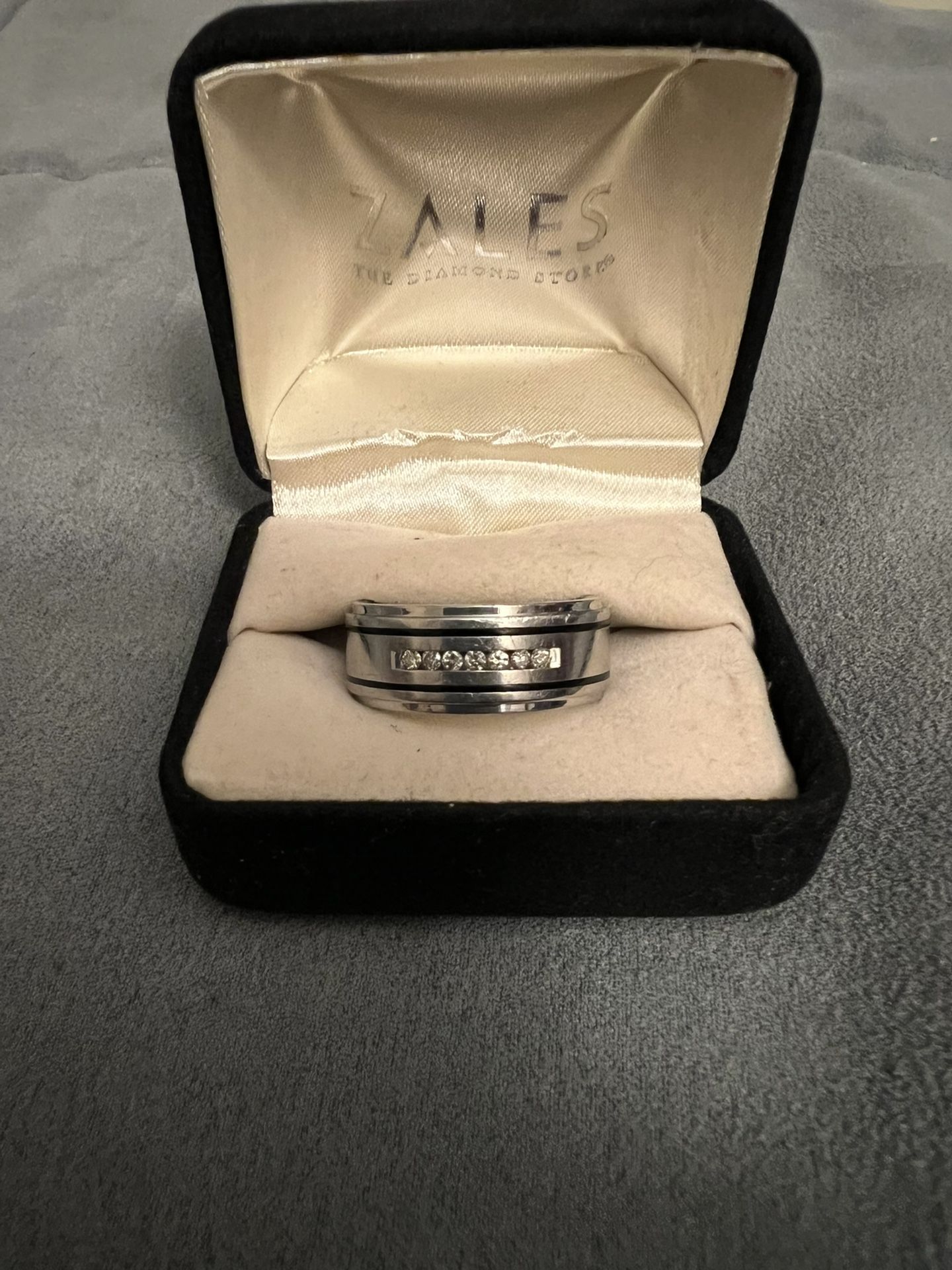 Men’s Stainless Steel Wedding Band