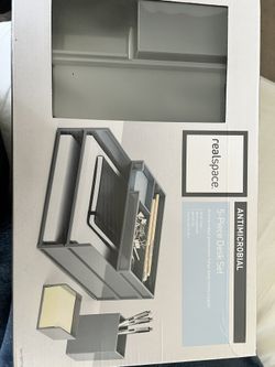 Real space 5 Piece desk Set