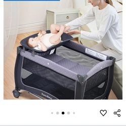 Baby's Portable Crib