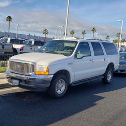 2000 Ford Excursión 