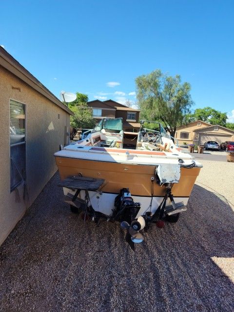 1979 Bayliner Santiago Cuddy Cabin 