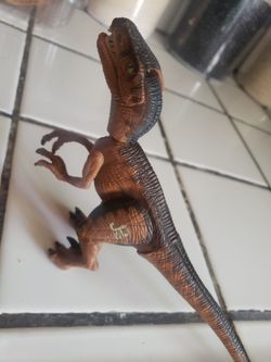 Jurassic Park Volociraptor Dinosaur Strike 1993 