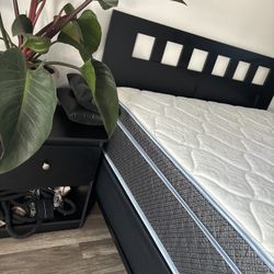 Full Bedroom Set. Includes Dresser With Mirror Bed Boxspring Frame And Matching Black Nightstand Drawer 