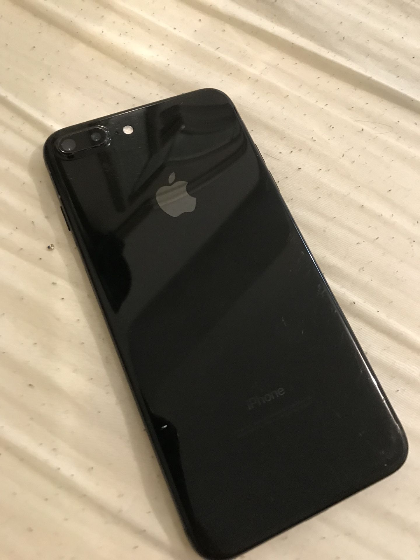 7 plus jet black
