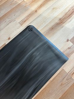 Lululemon 5mm Yoga Mat