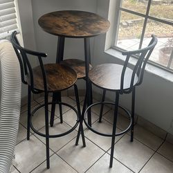 3 pieces bar and table set