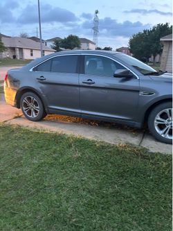 2013 Ford Taurus