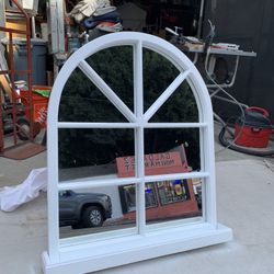 Arched mirror