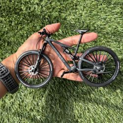 Miniature mountain bikes | collectible | desk decor