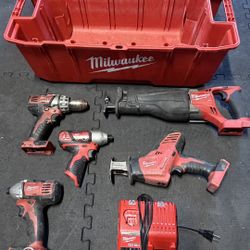Milwaukee Combo Tool Set