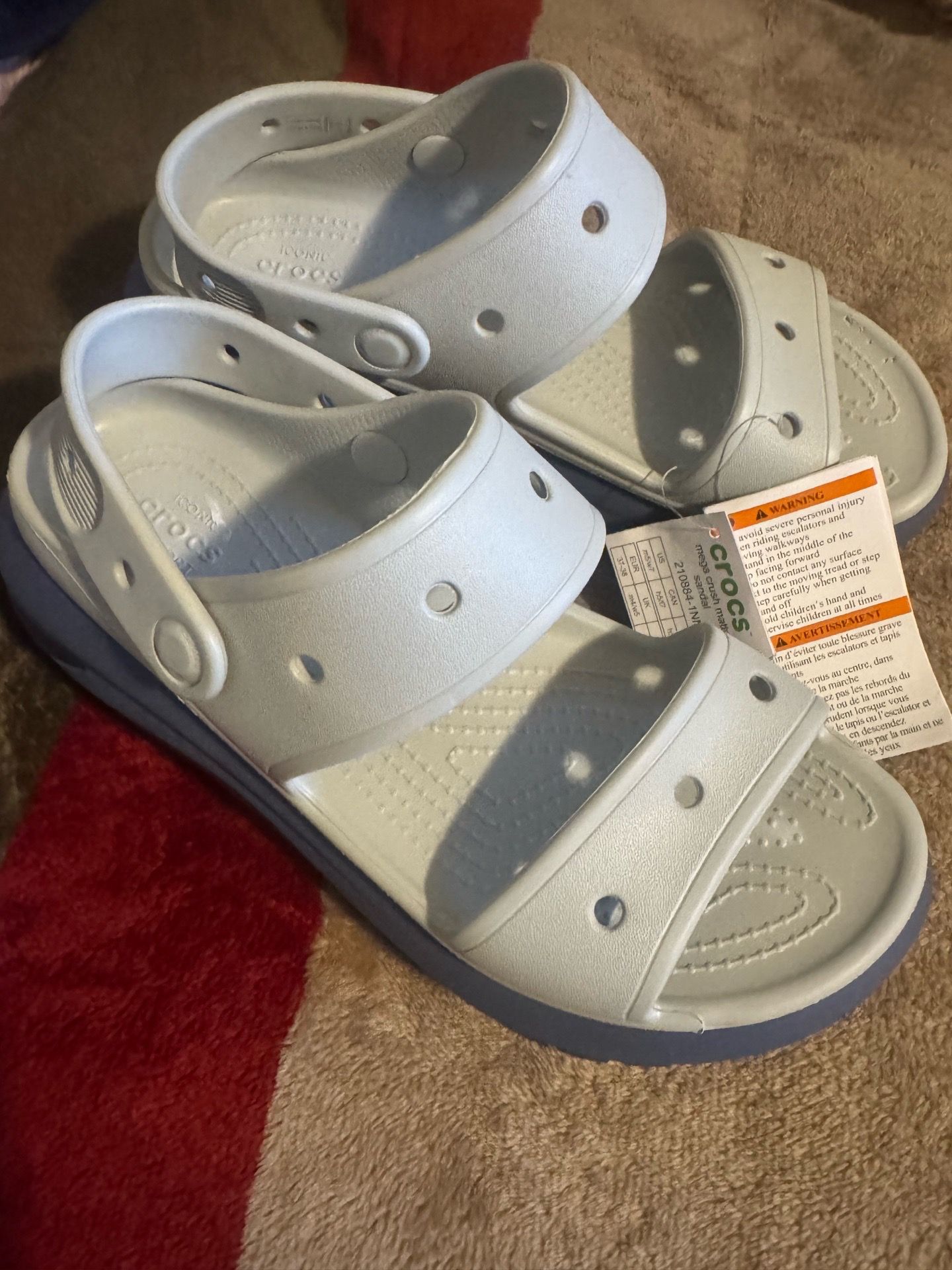 Crocs Men 5/ Women 7