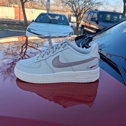 Brand New And Original Kid's Nike Air Force Ones Sneakers size 5y