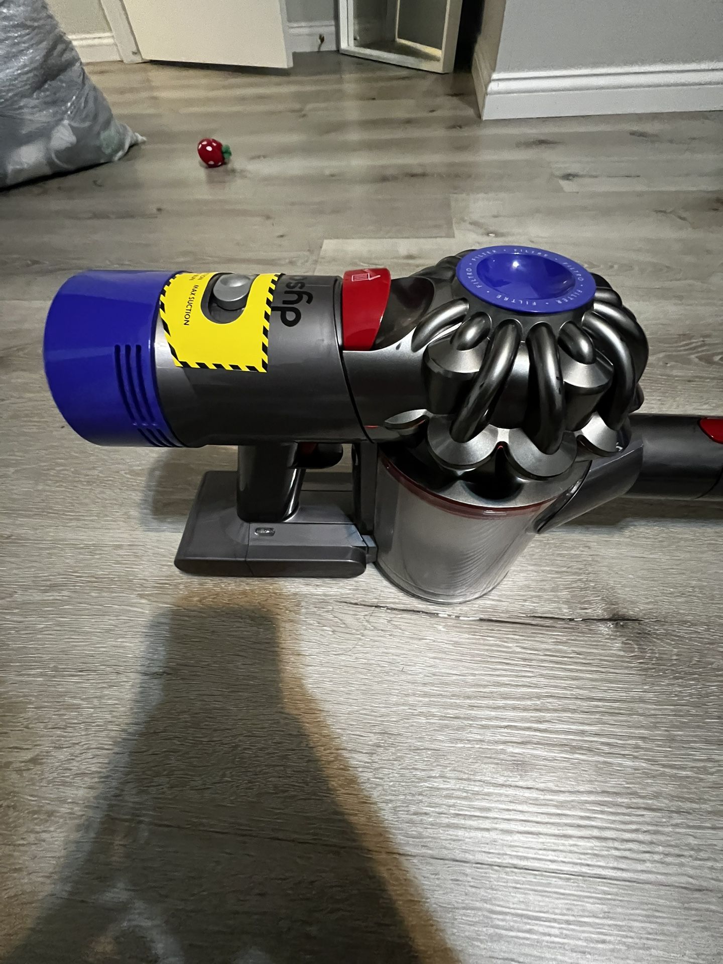 Dyson V8 Cordless Vacuum