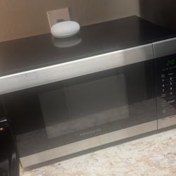 Frigidaire Microwave