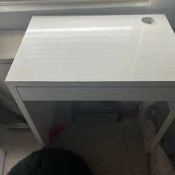 IKEA MICKE Desk, white, 28 3/4x19 5/8 "