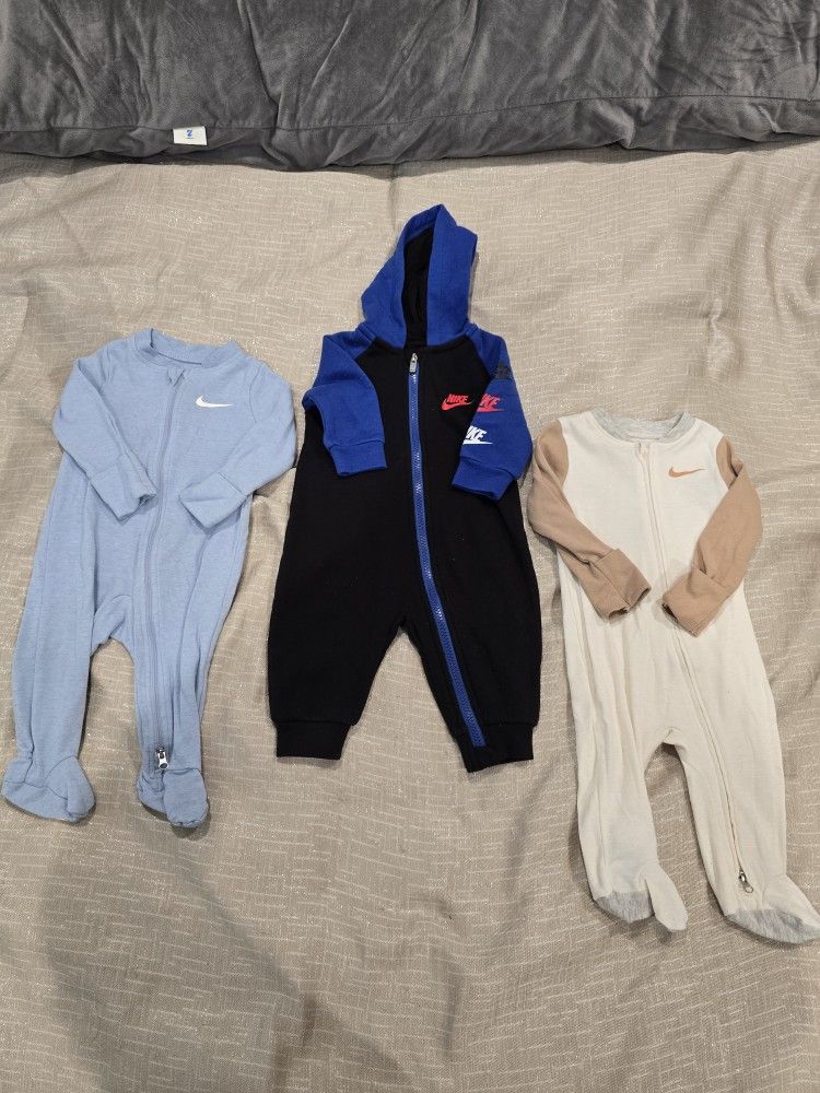 Baby NIKE Clothes