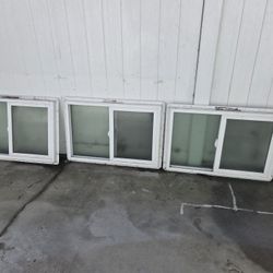 24" X 36" Dual Pane Vinyl Windows
