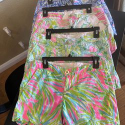 Lilly Pulitzer Short Size4