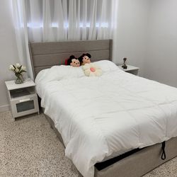 Queen Bedroom Set For Sale