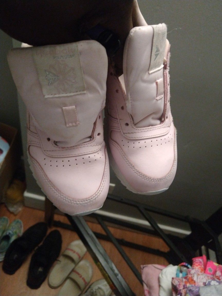 Pink Girls Sneakers
