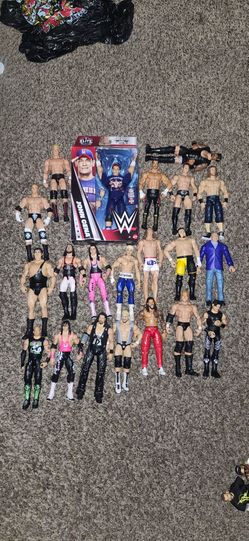 WWE figure lot