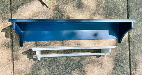 Set of 2 shelves for displaying, organizing books, pictures, bathroom