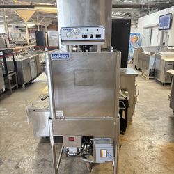 Industrial Dishwasher 