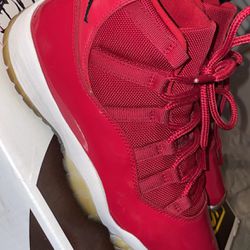 Red Jordan 11 Size 9